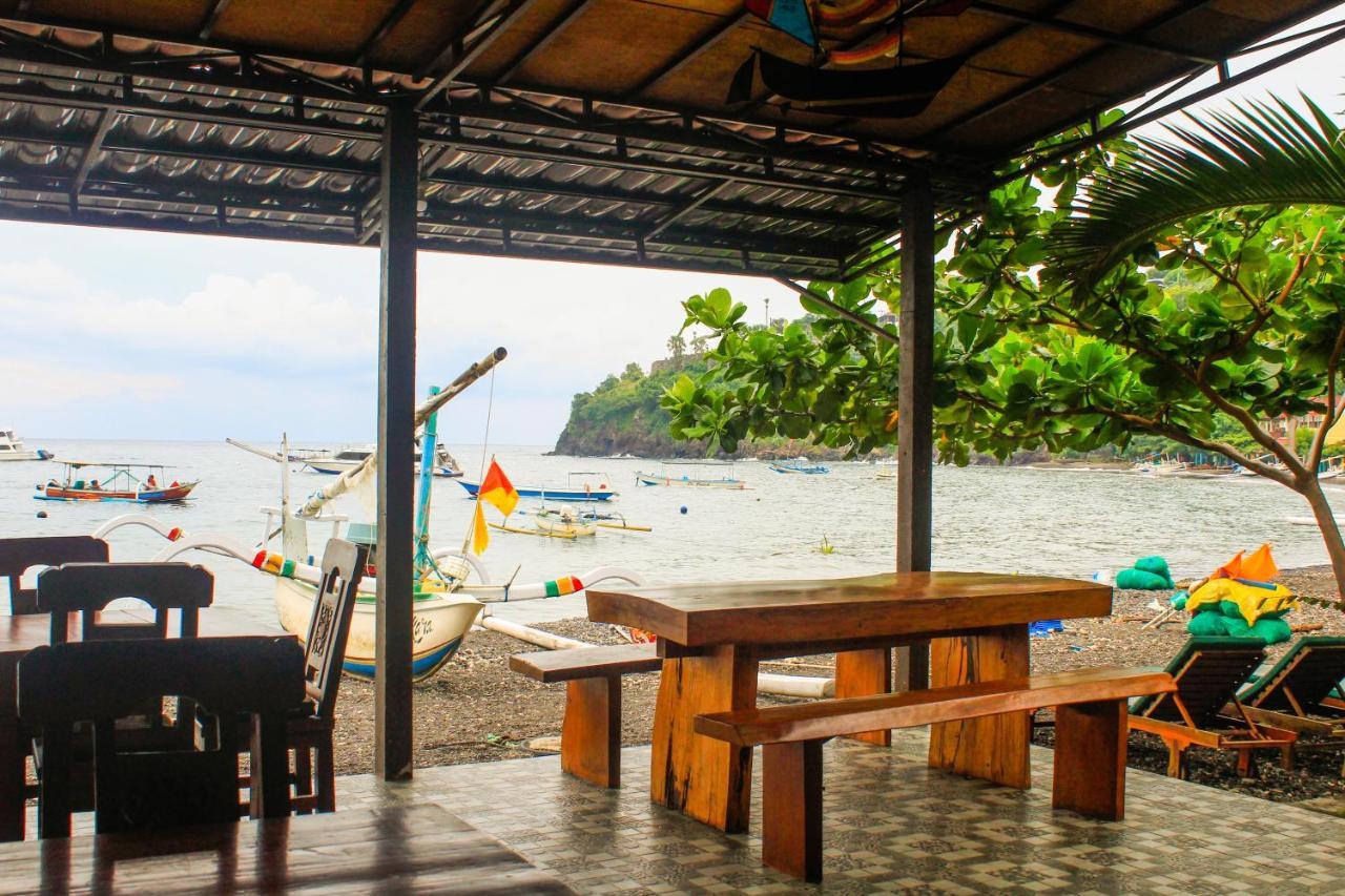Coconut Beach Bungalows & Warung Amed Eksteriør bilde