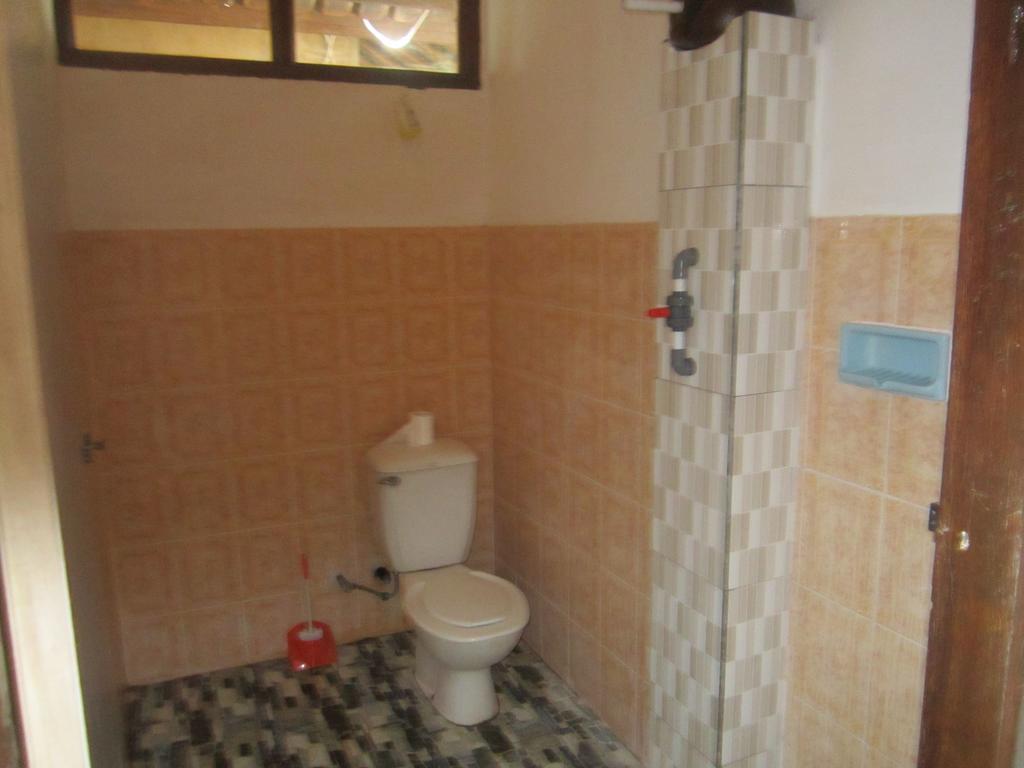 Coconut Beach Bungalows & Warung Amed Eksteriør bilde